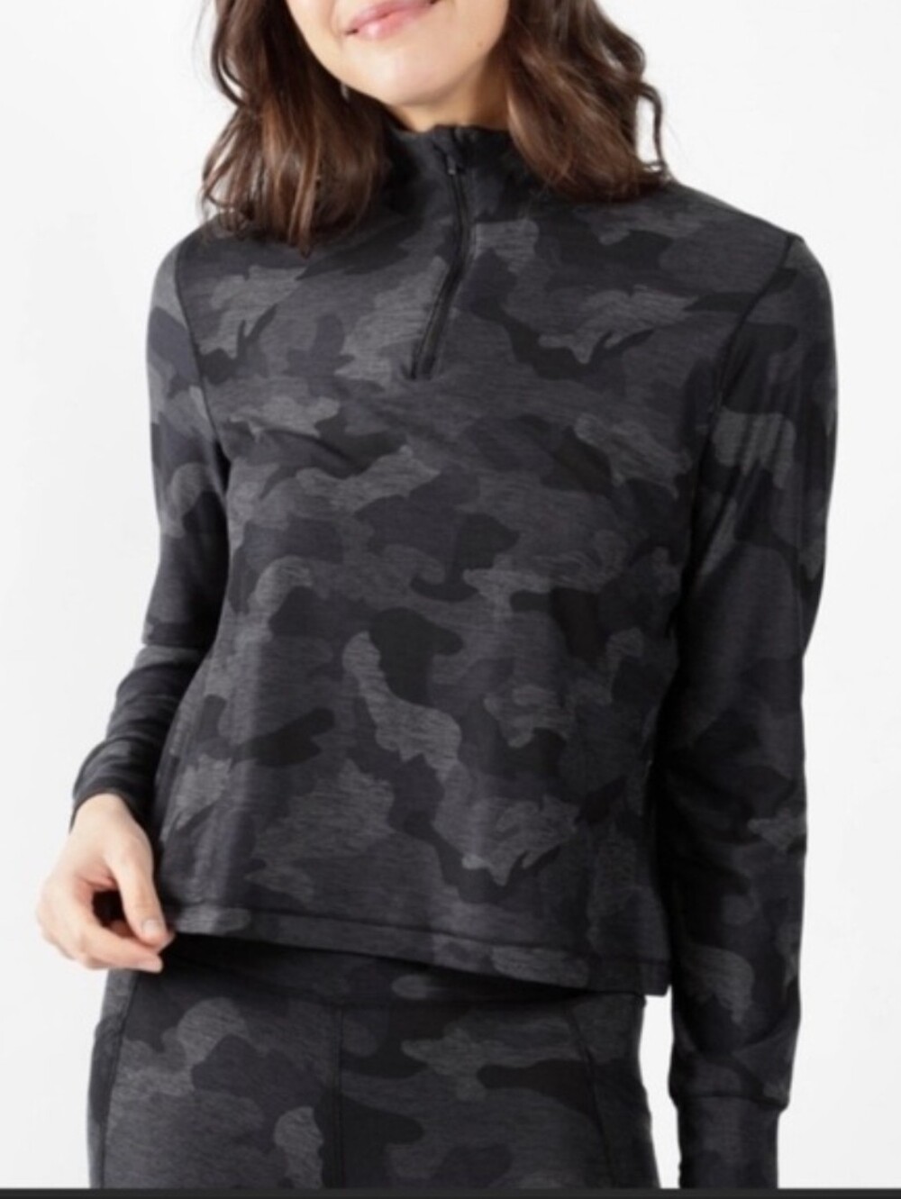 Yogalicious Lux L BlackGray Camo 1/4 Zipper Mockneck Lslv  Cropped  Women Top